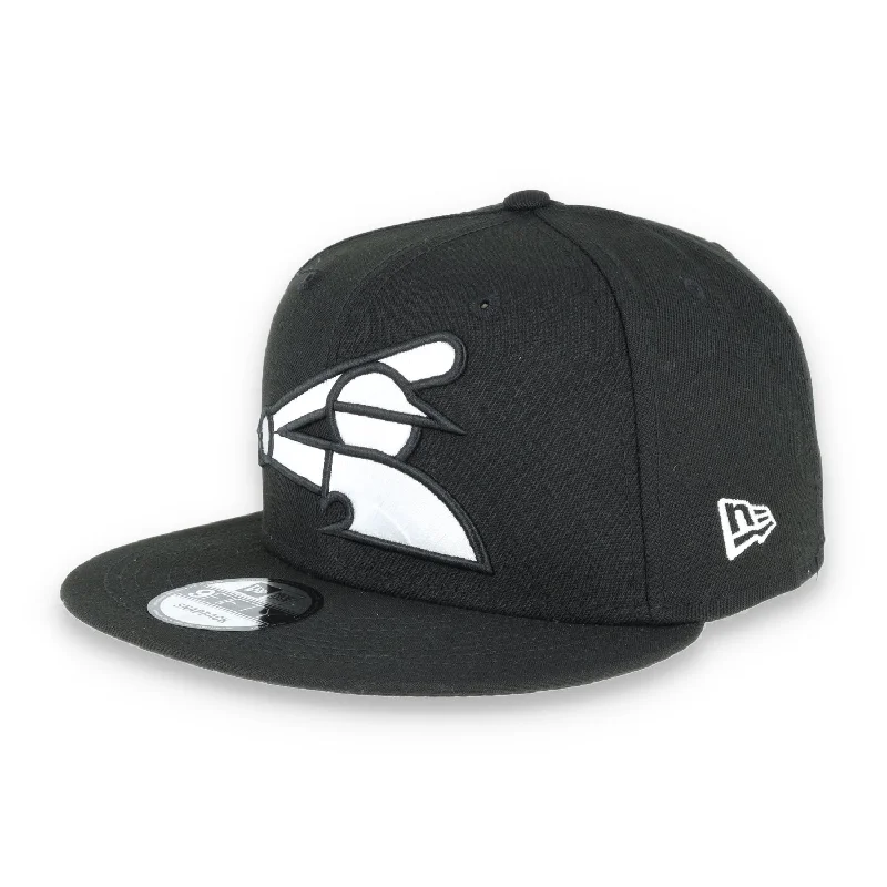 Adjustable Hat-CHICAGO WHITE SOX NEW ERA BASIC COLLECTION SNAPBACK 9FIFTY-BLACK AND WHITE