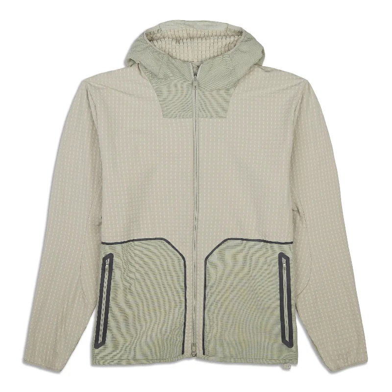 Fitted Jacket-Water-Repellent Fleece Jacket