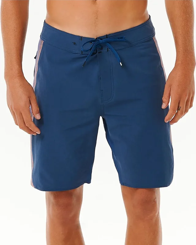 Sleek Design Shorts-Mirage 3-2-One Ultimate 19" Boardshorts